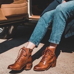 $428 Frye Vintage Brown Cognac Real Leather Distressed Zipper Lace Up Ankle Boot